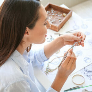 how-to-start-a-successful-handmade-jewelry-business